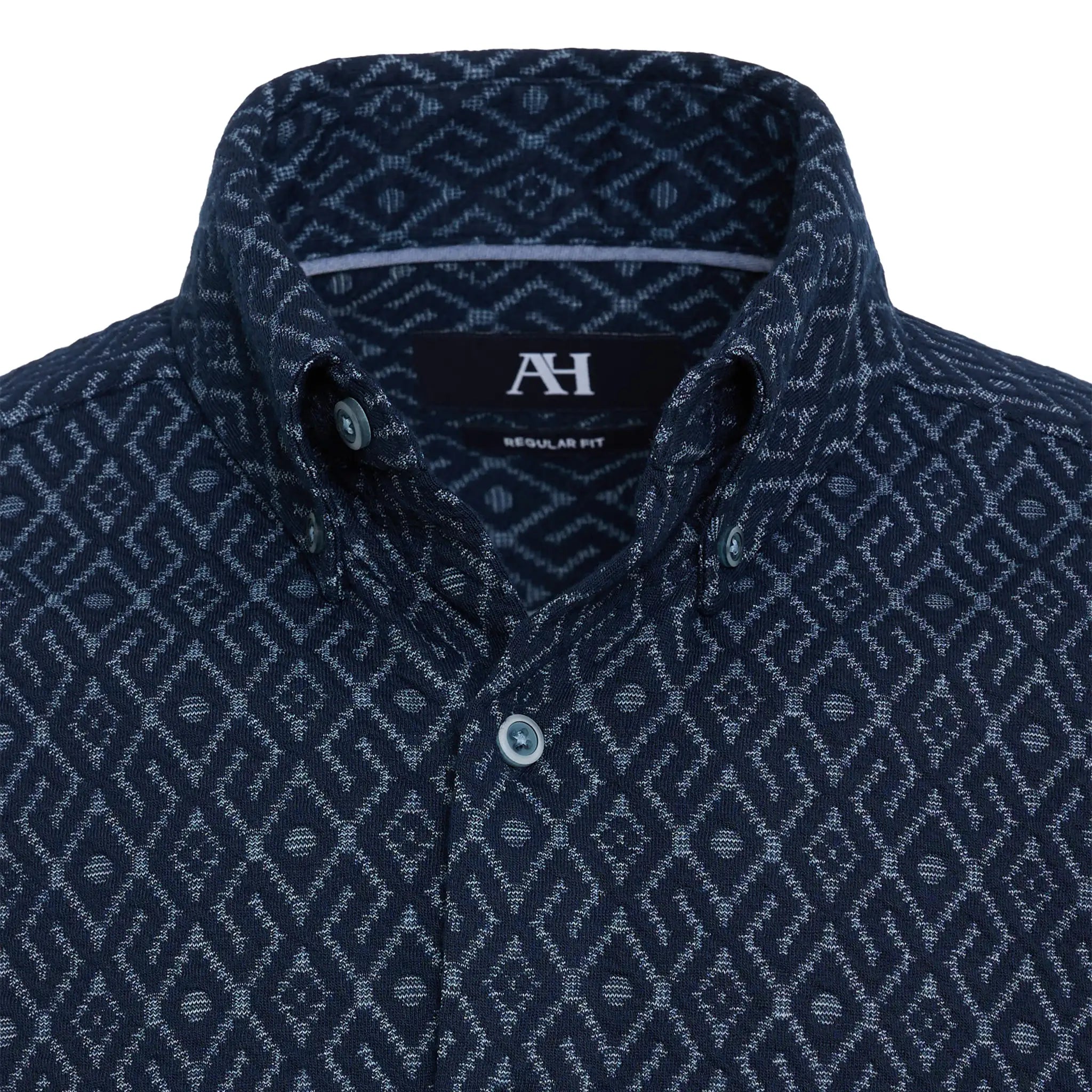 American Heritage Mystic Knot Shirt in Diamond Collar View