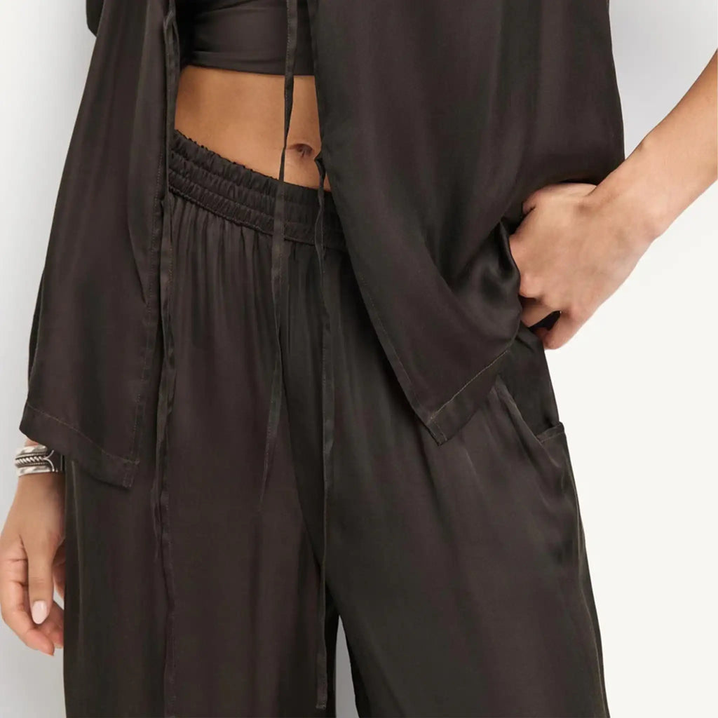 Vitamin A Kami Pant Close Up