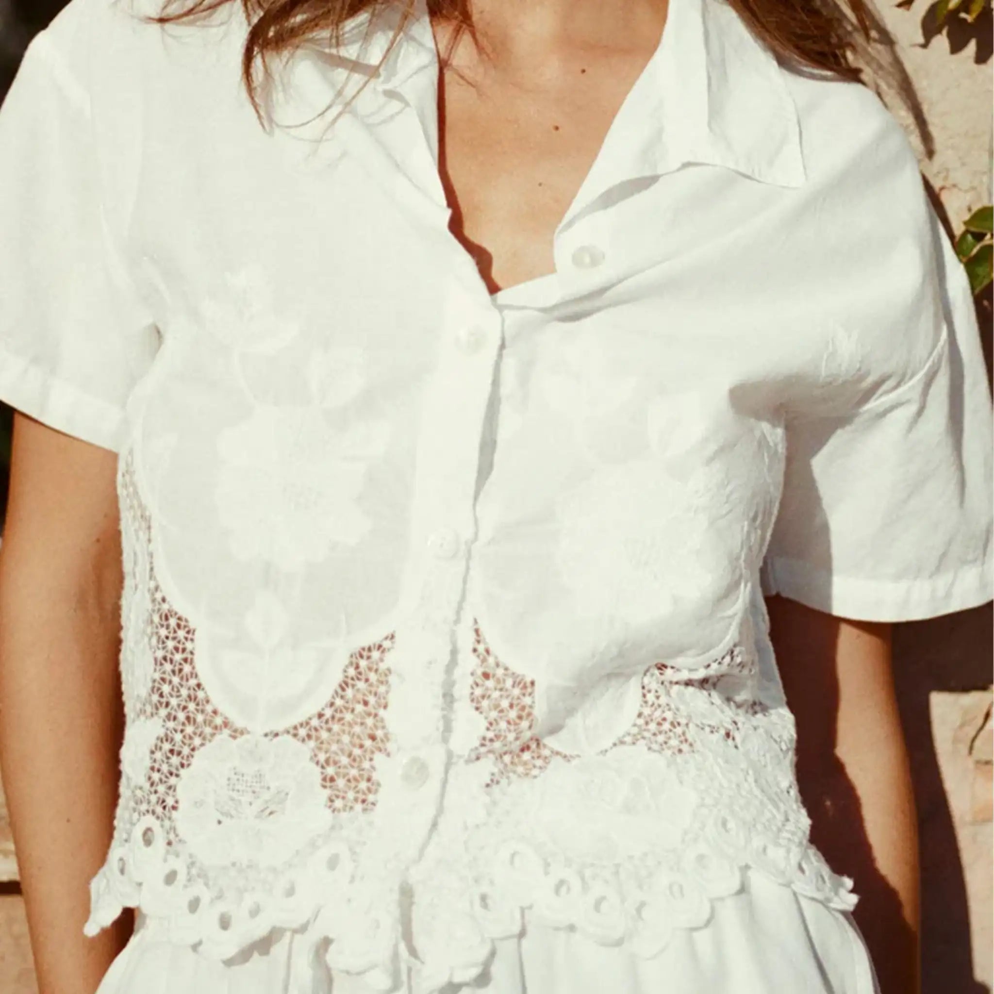 Vitamin A - Flora Cropped Shirt - White Beachside Broderie