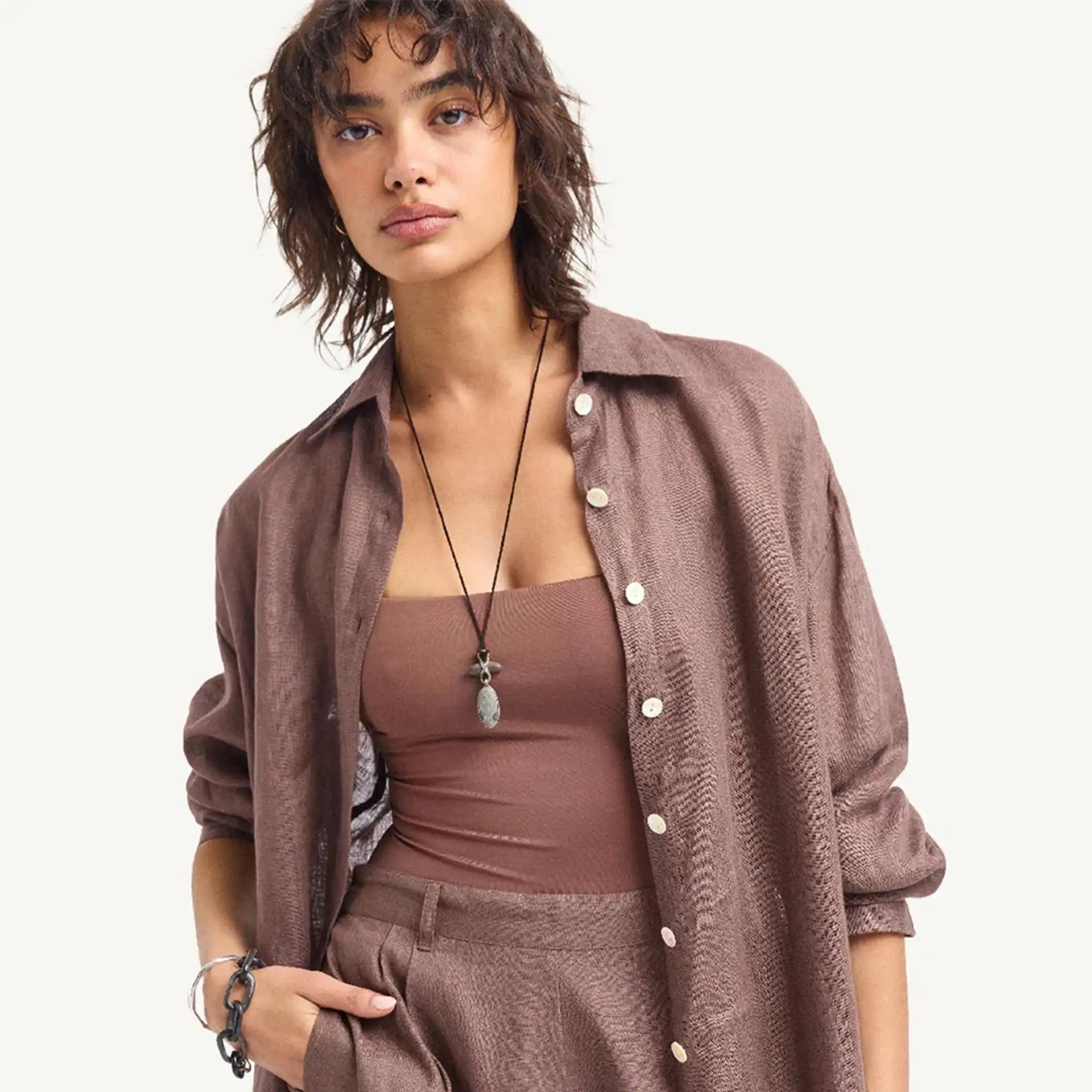Vitamin A - Playa Linen Boyfriend Shirt - Mocha